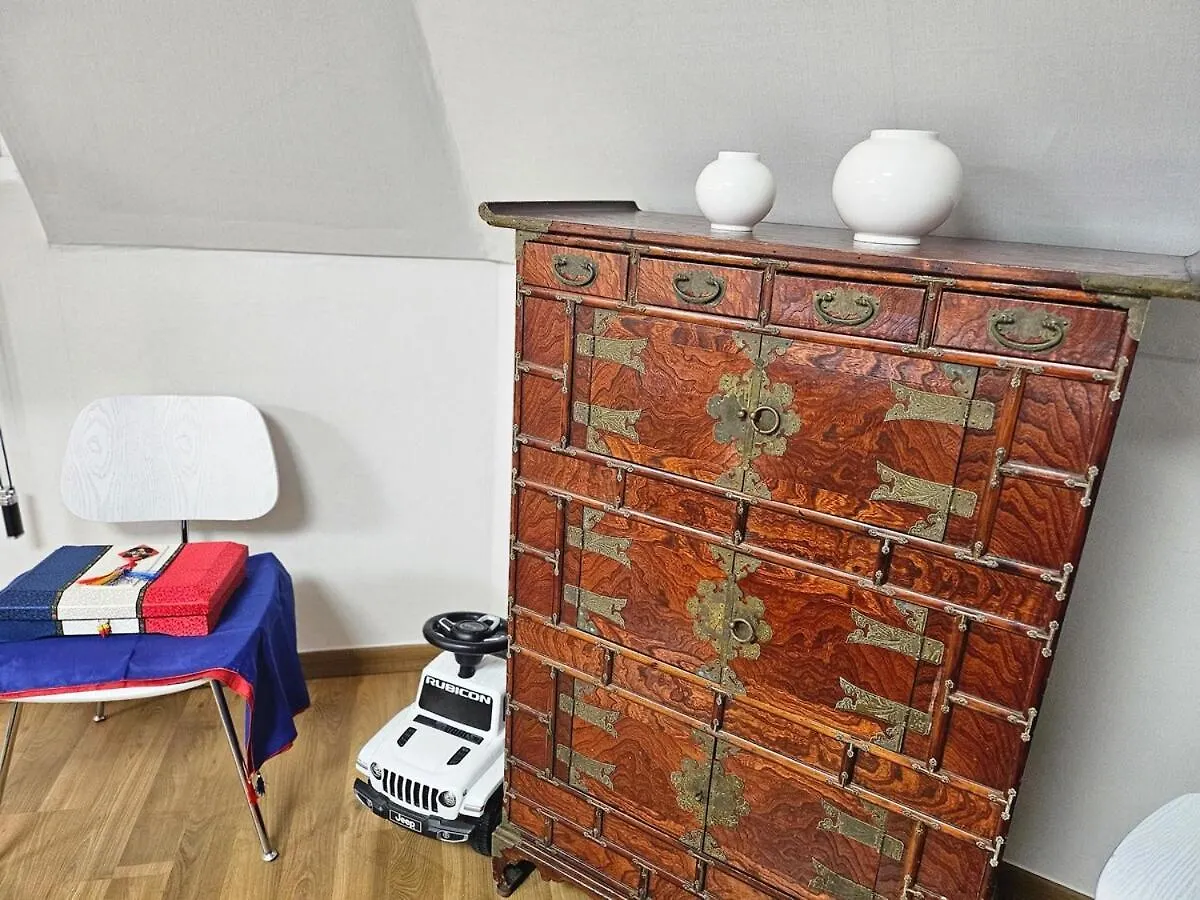 Chungmuro Station 3Min Duplex سيول 0*,  كوريا الجنوبية
