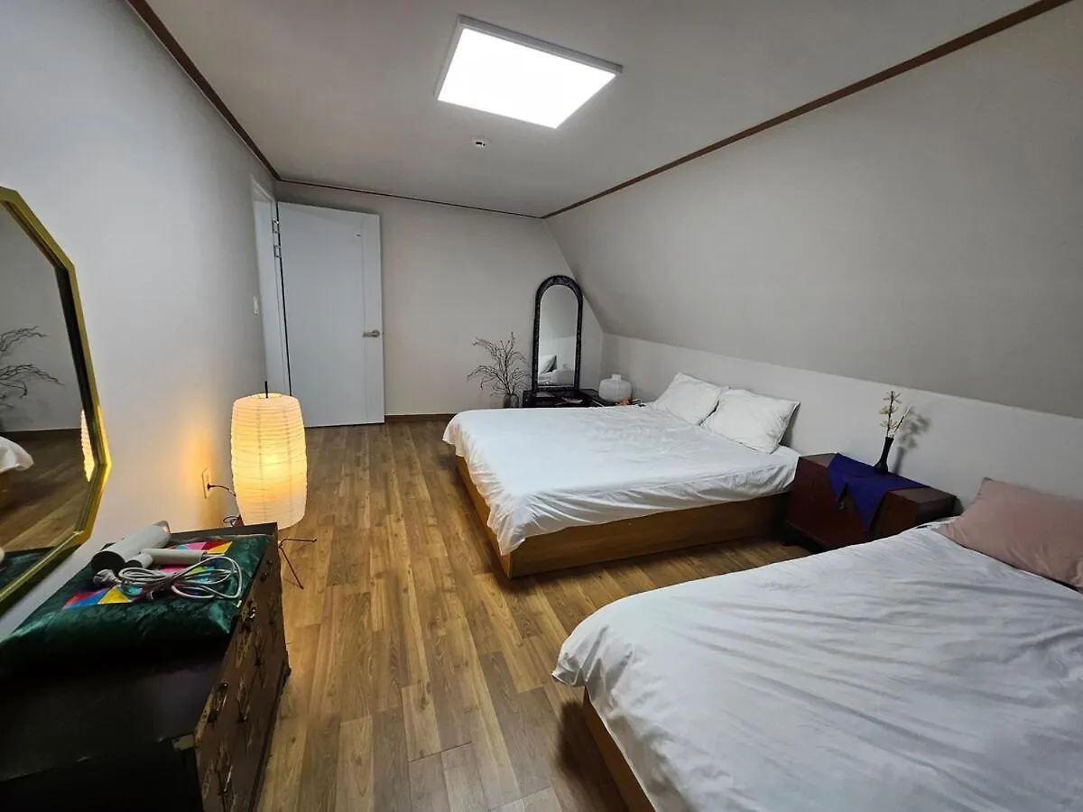 Chungmuro Station 3Min Duplex سيول شقة