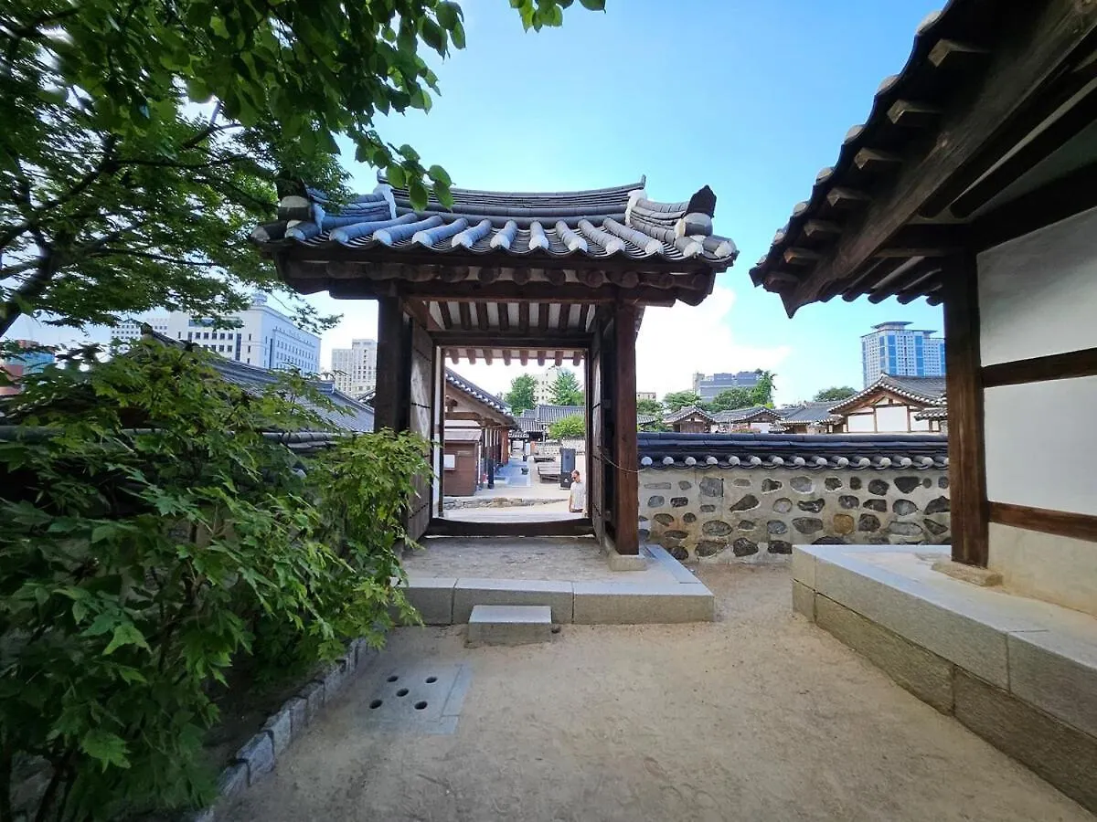 Chungmuro Station 3Min Duplex سيول شقة